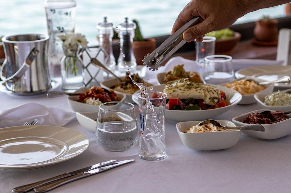 Villa Pietra Butik Otel Ayvalı Zewnętrze zdjęcie